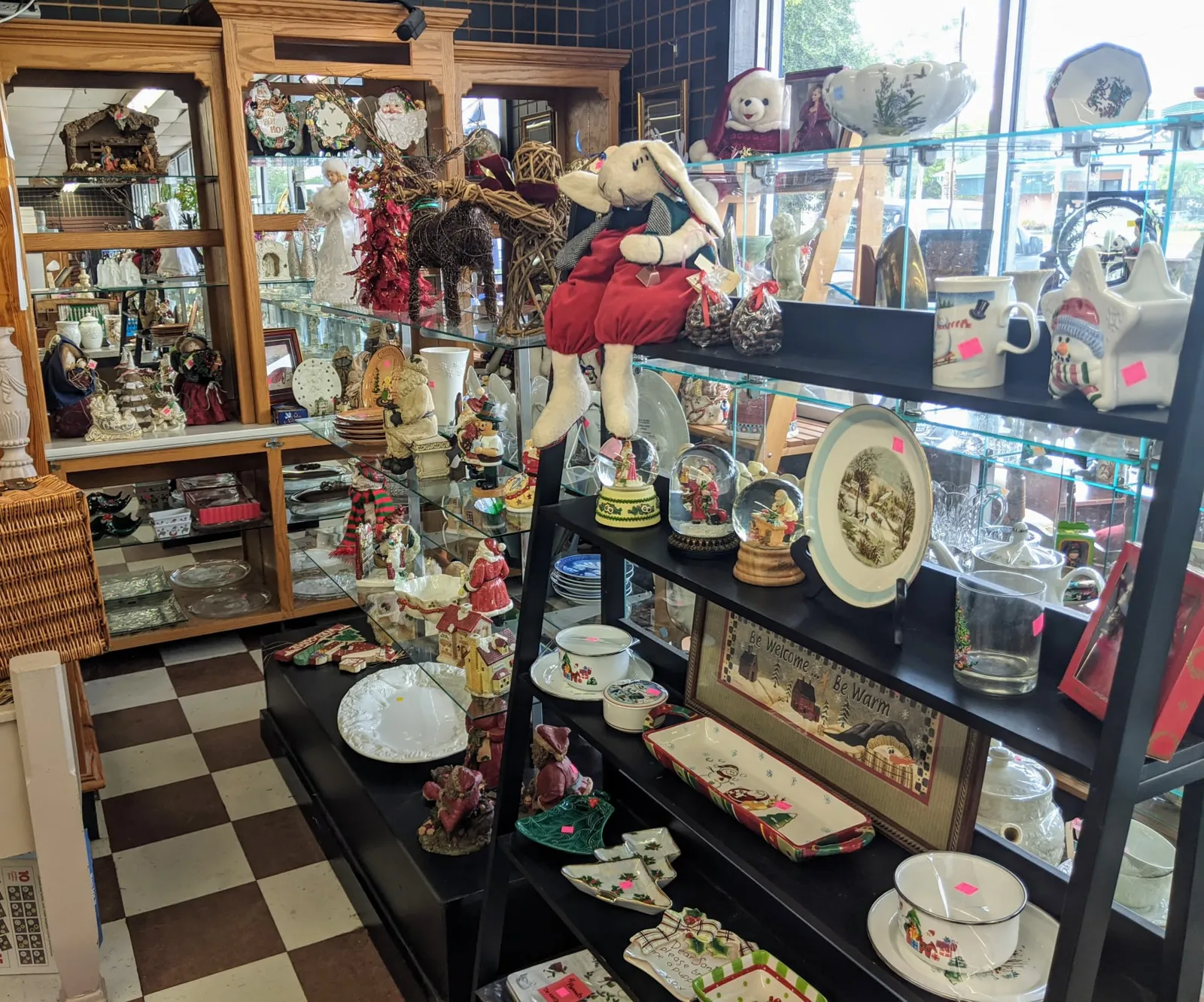 Photo 3 from Animal Helpers Retail Resale Store, an antique store in Charleston, SC