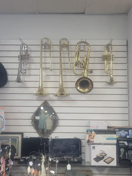 Broad Street Thrift, a thrift store in Charleston, SC