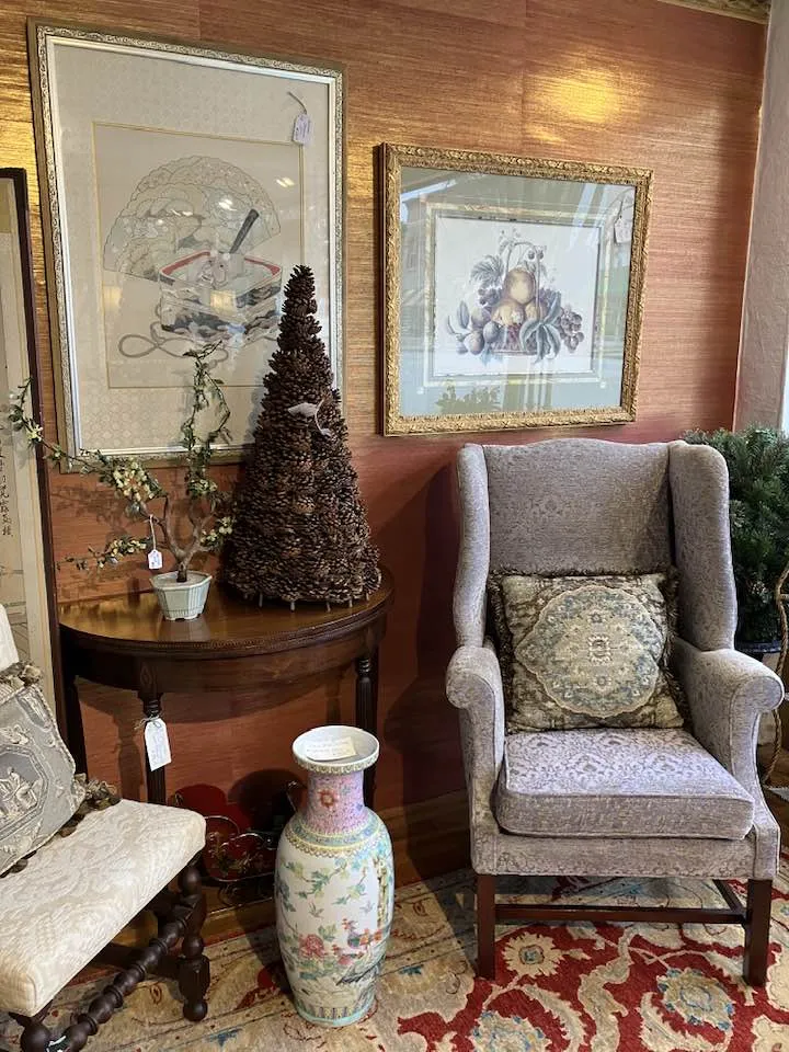 Charleston thrift - Broad Street Treasures (3) Photo 3 from Broad Street Treasures, a thrift store in Charleston, SC