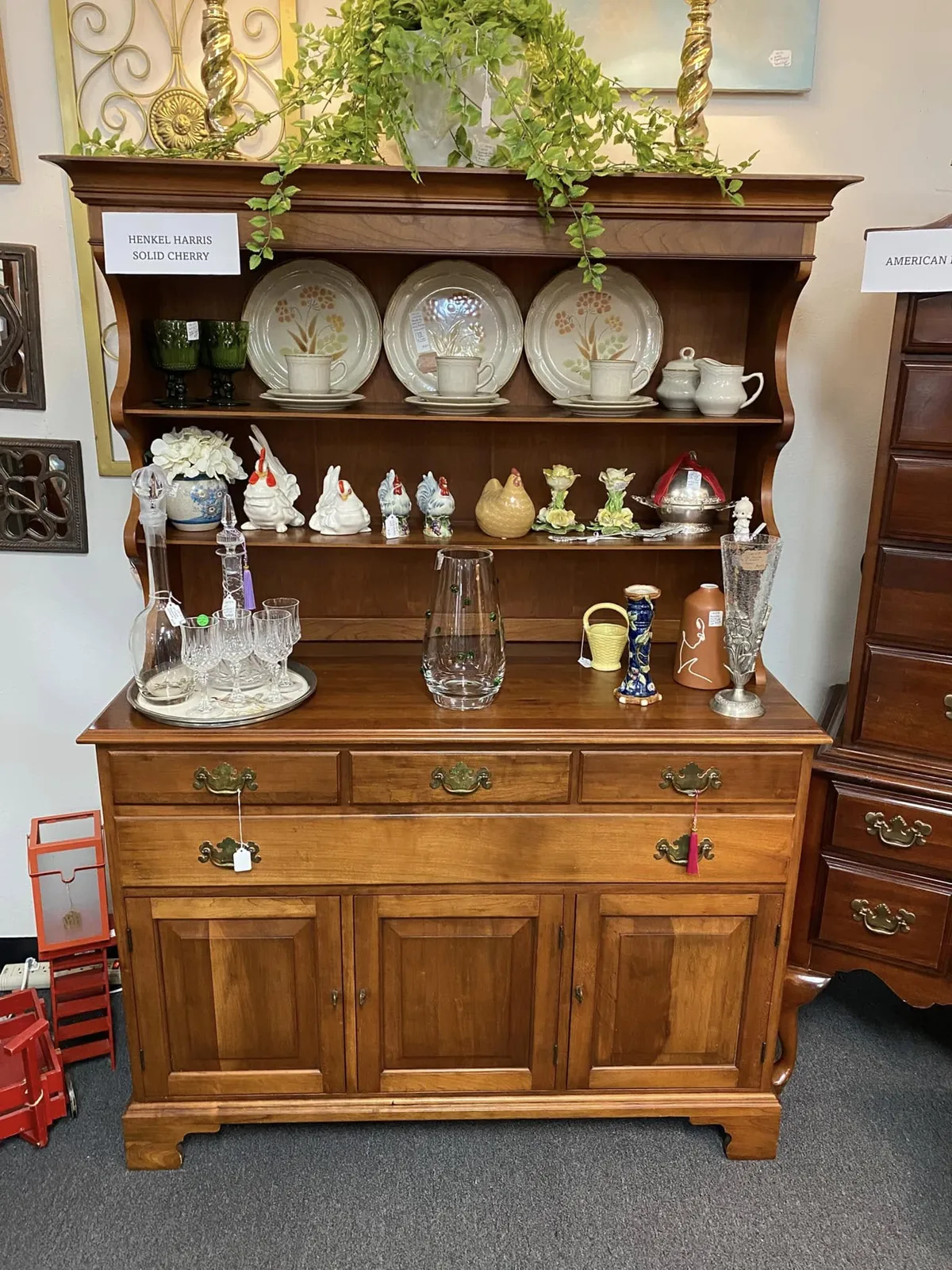Charleston antiques - Lexington Antiques & Home Decor Lexington Antiques & Home Decor, an antique store in Charleston, SC