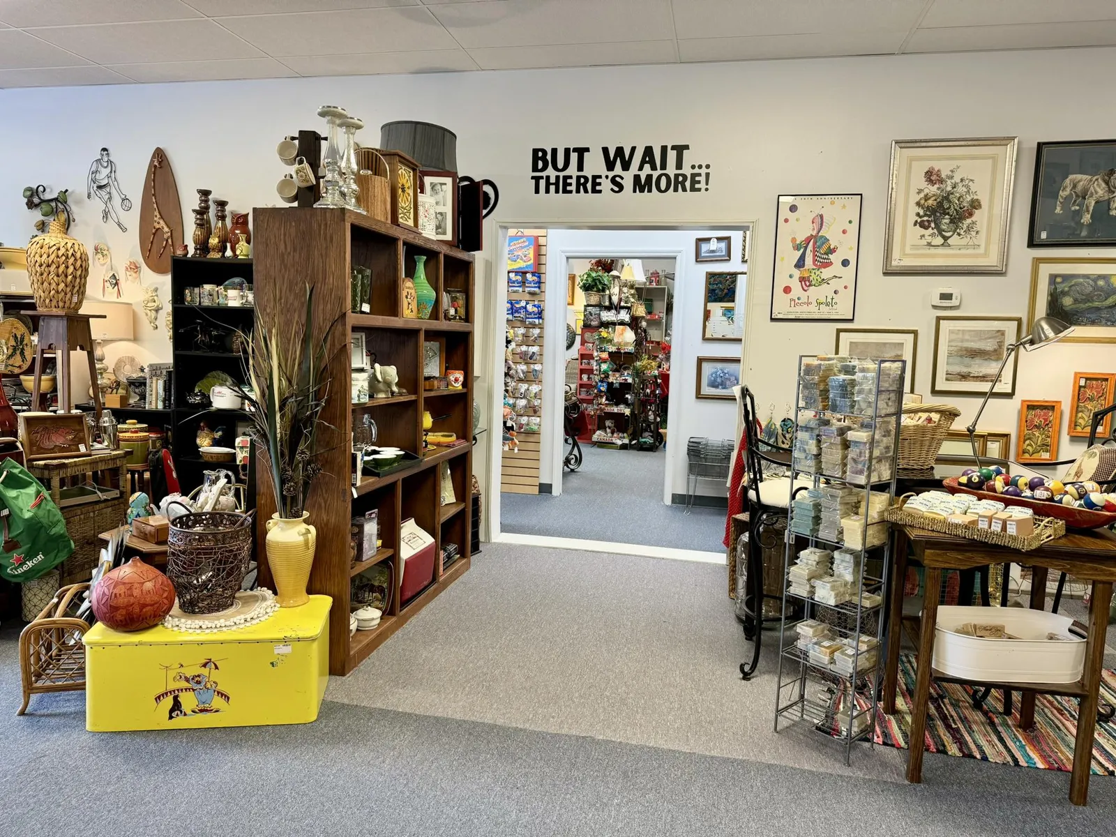 Tandem Treasures, a thrift store in Charleston, SC