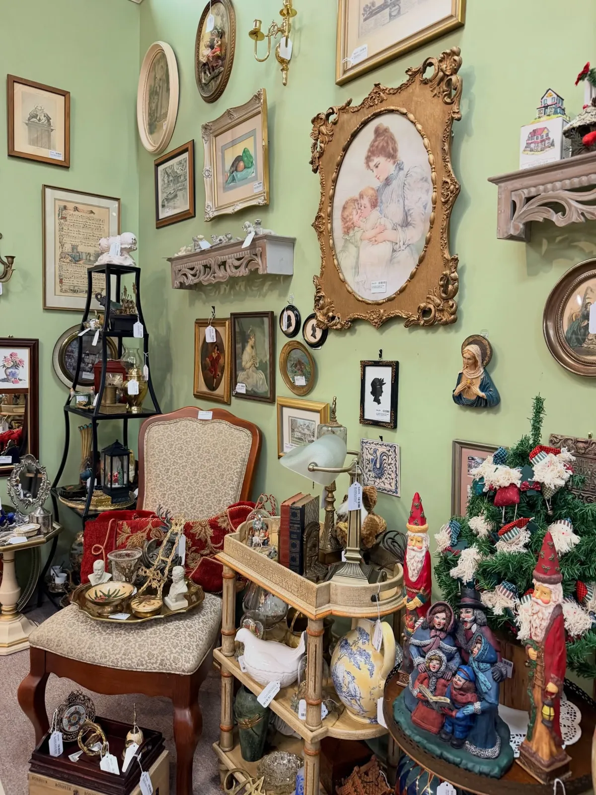 Charlotte antiques - Tinkersmiths Trading Co. (3) Photo 3 from Tinkersmiths Trading Co., an antique store in Charlotte, NC