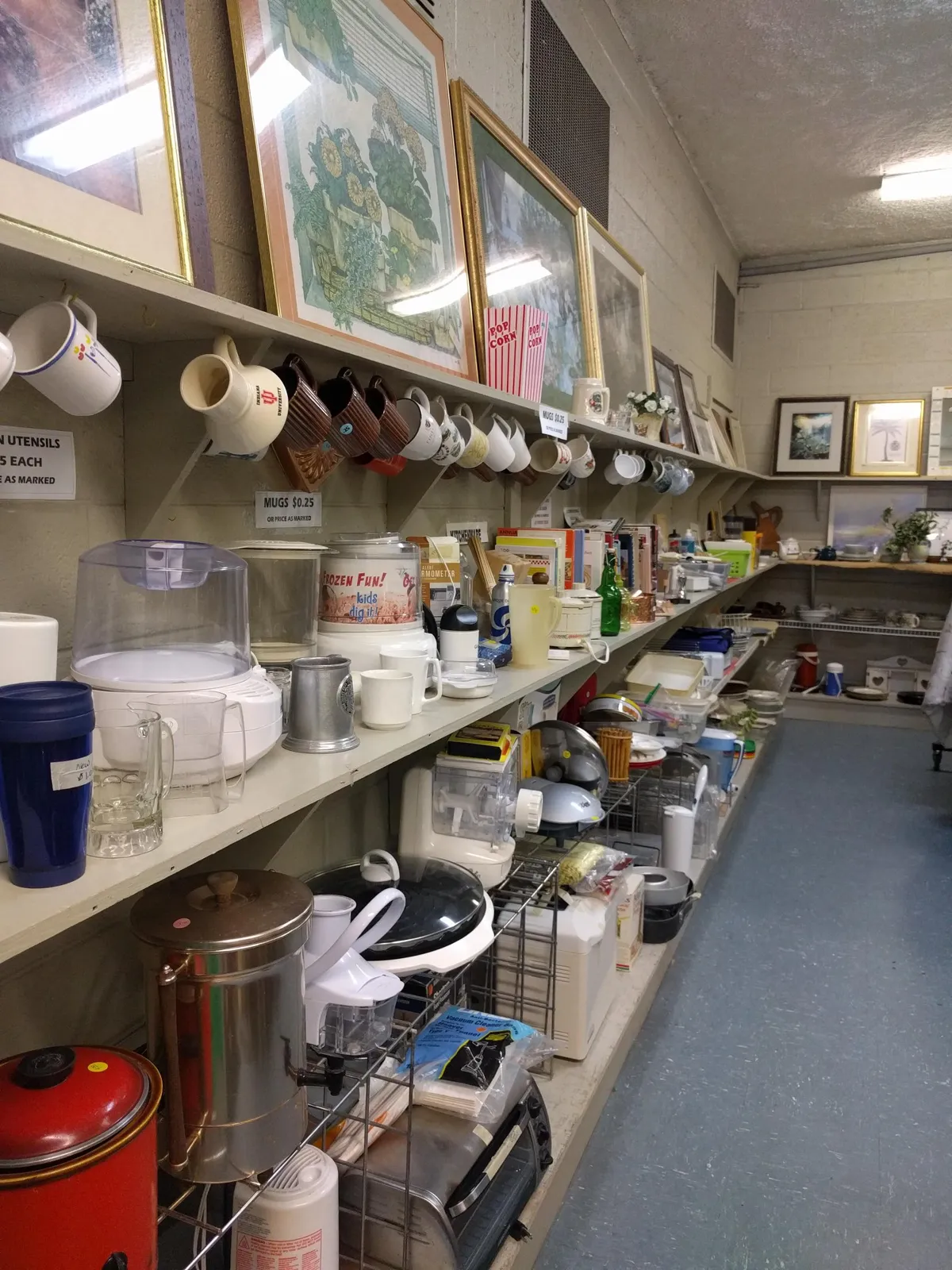 Hilton Head thrift - Calhoun Station (2) Photo 2 from Calhoun Station, a thrift store in Hilton Head, SC