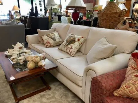 Hilton Head consignment - Classic Consignment Classic Consignment, a consignment shop in Hilton Head, SC