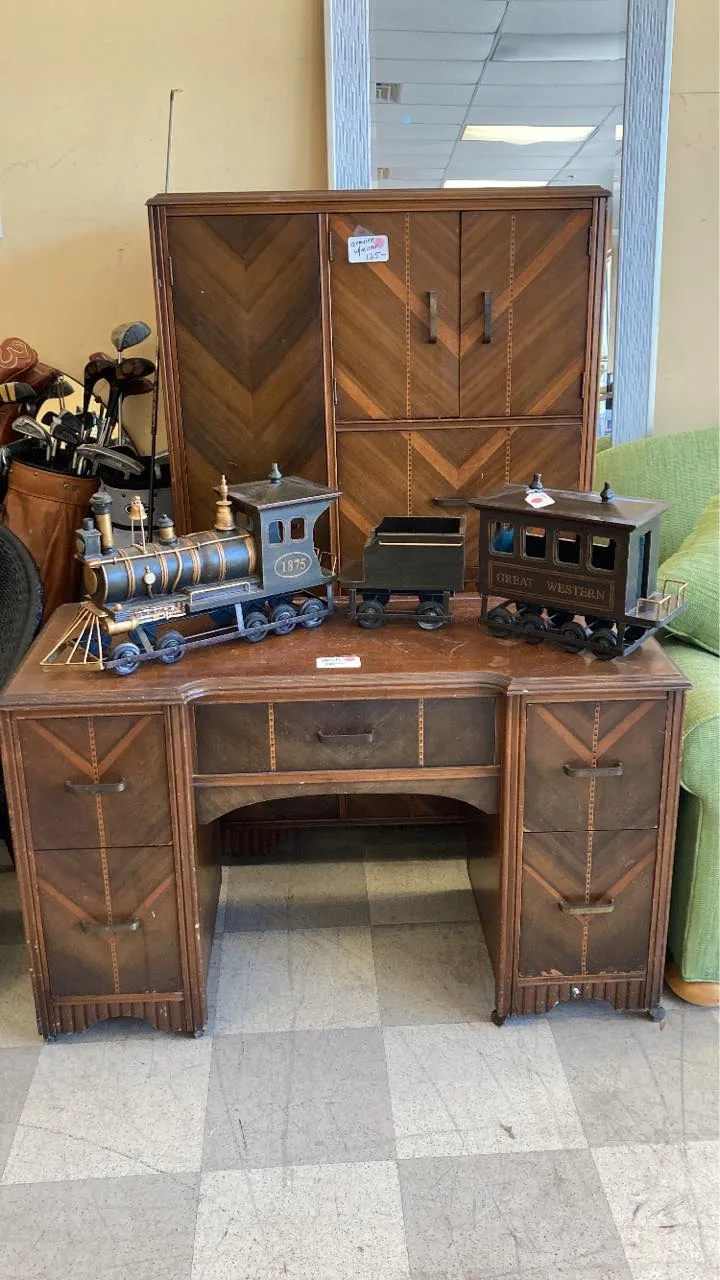Photo 3 from Purple Dove Resale Center, a thrift store in Jacksonville, FL