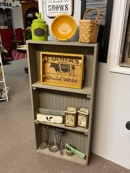 Antique, Unique & Shabby Chic, an antique store in Savannah, GA