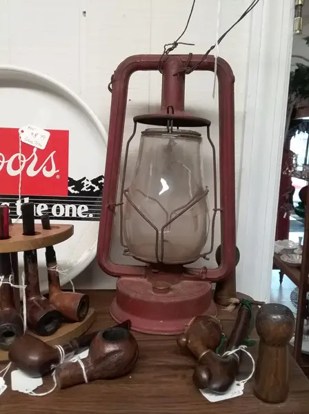 Guyton Antiques and Collectibles, an antique store in Savannah, GA